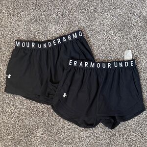 Bundle of 2 Under Armour Black Play up 2.0 Shorts Size Small
